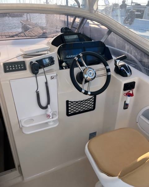 Ranieri S 25 + Yamaha 300 hp (Tutto 2021) day cruiser natante barca cabinata fuoribordo perfetta livorno boats boat barco bateaux t top 4 tempi